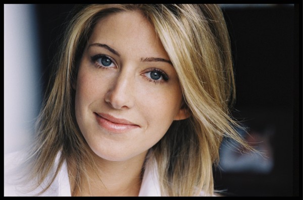 00/04/2005. Exclusif: Close-up Amanda Sthers.