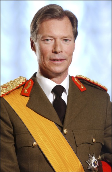 03/00/2005.  At home with the Grand-Ducal Family of Luxembourg.