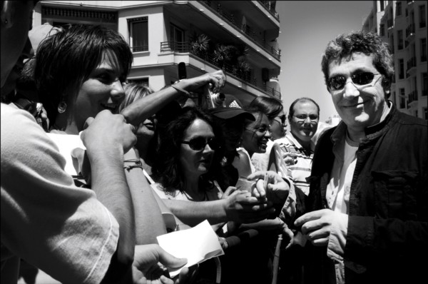 05/00/2006. Life in Cannes outside the Palais des Festivals.