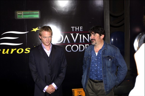 05/16/2006. Arrival of Da Vinci Code crew at Cannes rail station.