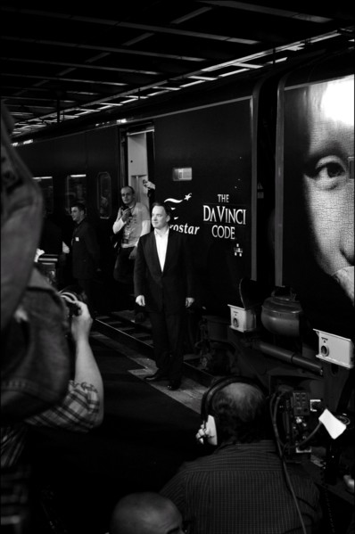 05/16/2006. Arrival of Da Vinci Code crew at Cannes rail station.