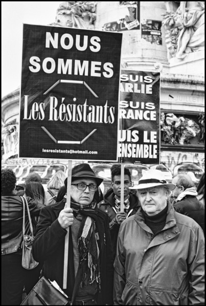 Hommage aux victimes des attentats du 13 novembre 2015 à Paris