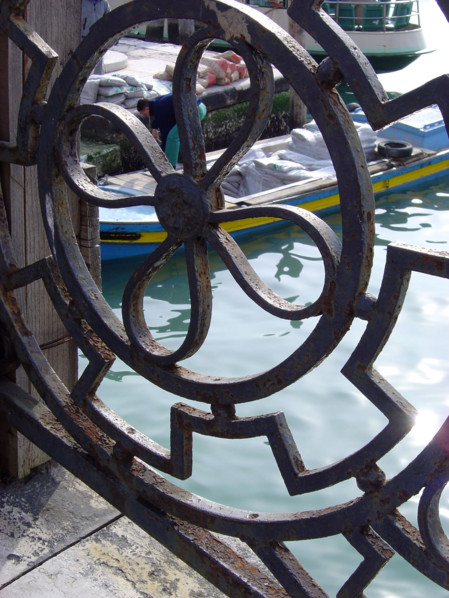 Wrought iron guardrail of a Venitian bridge