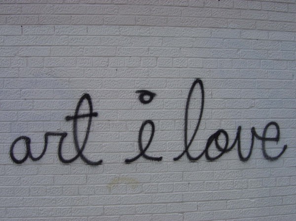 Gaffiti "art I love" sur une façade à New-York