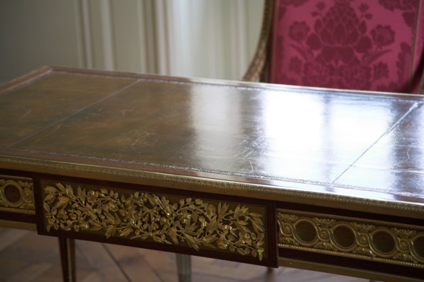 Versailles134 Château de Versailles, Petit Trianon, appartement de Louis XV, attique, bureau et