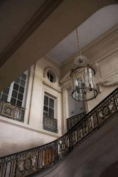 VersaillesChromo005 Château de Versailles, Petit Trianon, Escalier d'honneur