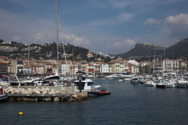 Provence448 Provence, Cassis, vieux port, entrée du port