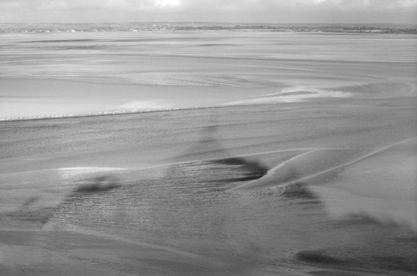 MtSaintMichel1b Baie du Mont Saint Michel et reflet du Mont sur les sables
