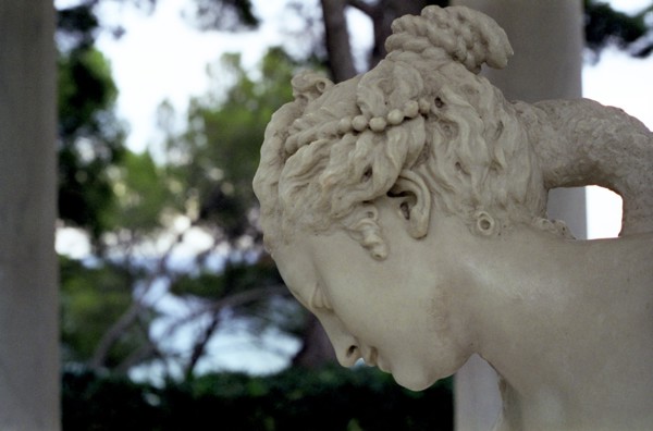 Villa Ephrussi de Rothschild jardins, temple de l'amour (détail)