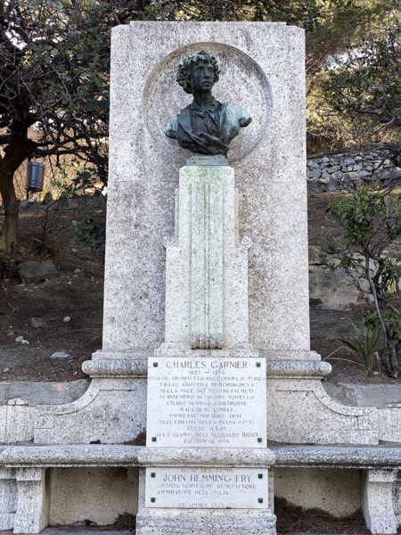 Monument en hommage à Charles Garnier, à Bordighera