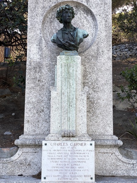Monument en hommage à Charles Garnier, à Bordighera