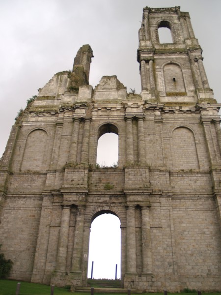 Abbaye-du Mont-Saint Eloi, France