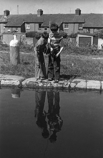 Boys by Grand Canal, Dublin