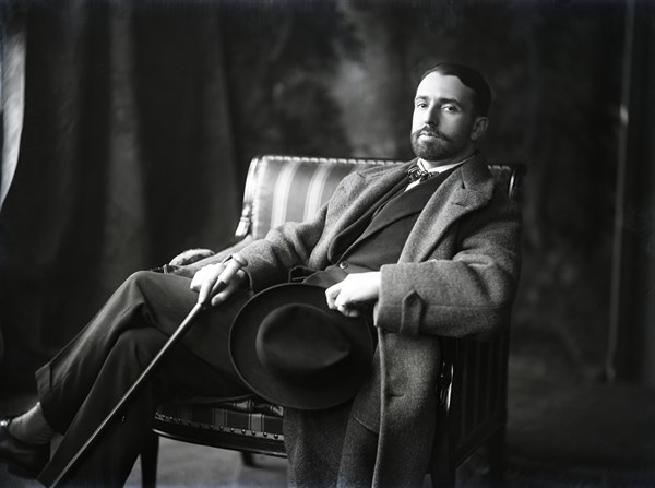 Albert t'Serstevens