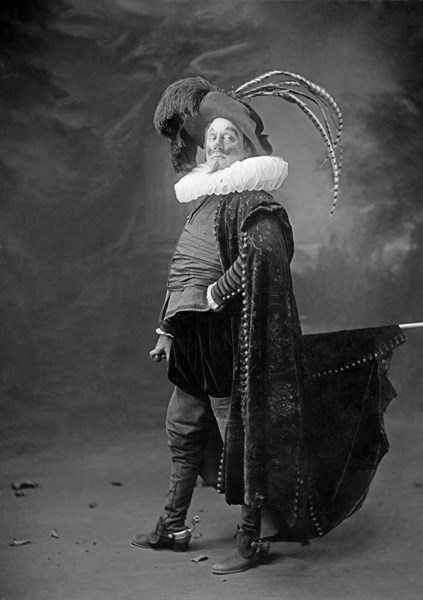 Comédien en Cyrano de Bergerac