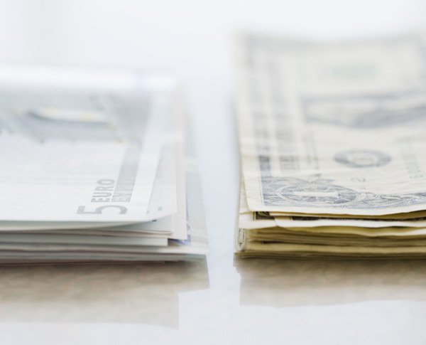 Stacks of Euros and American dollars. Date : 2006
