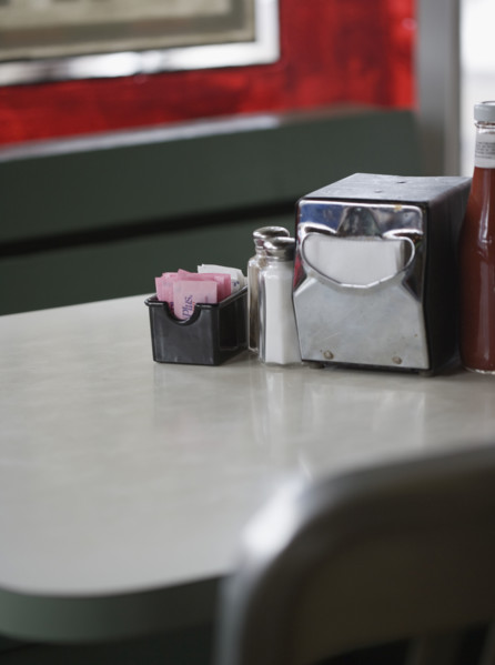 Still life of table in diner. Date : 2006