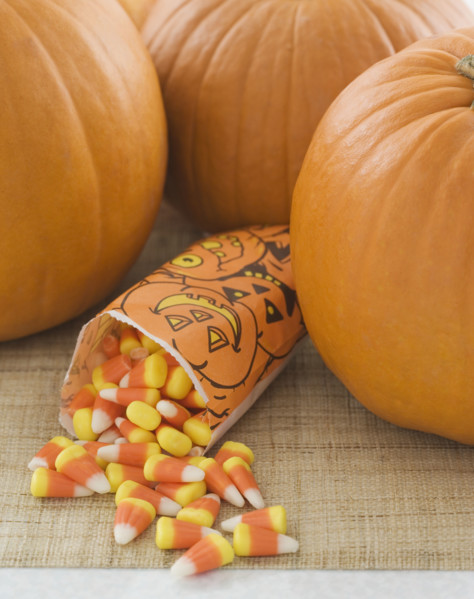 Still life of pumpkins and candy corn. Date : 2006