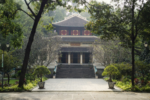 Botanical Gardens and Zoo Ho Chi Minh City Saigon Vietnam. Date : 2006