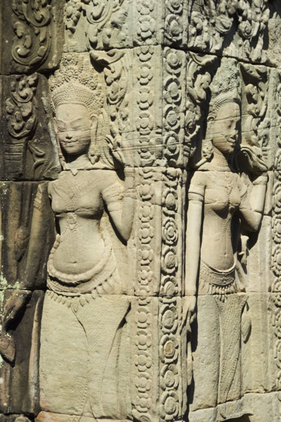 Carvings at ancient temple Angkor Wat Cambodia Khmer. Date : 2006