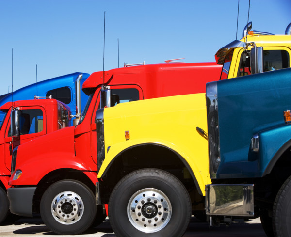 trucks in a row. Date : 2008