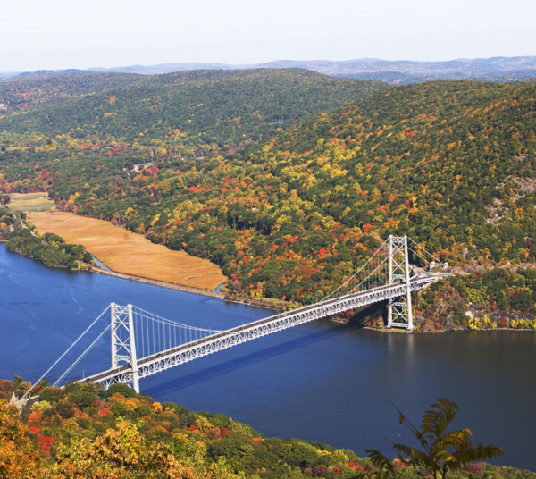 Bear Mountain Bridge, New York. Date: 2008