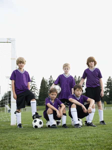 Portrait of boys soccer team. Date : 2008