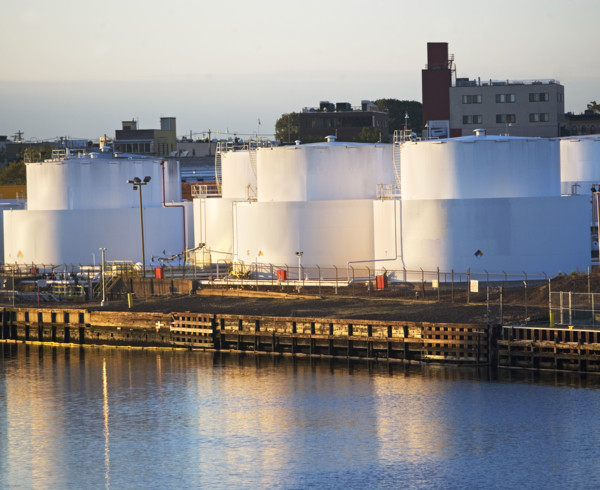 Oil storage containers. Date : 2008