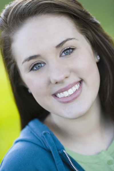 Portrait of teenage girl. Photographe : PT Images