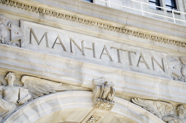 Architectural detail on urban building. Photographe : Jamie Grill