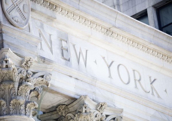 Architectural detail on urban building. Photographe : Jamie Grill