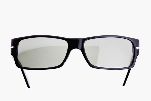 Black sunglasses. Photographe : Joe Clark
