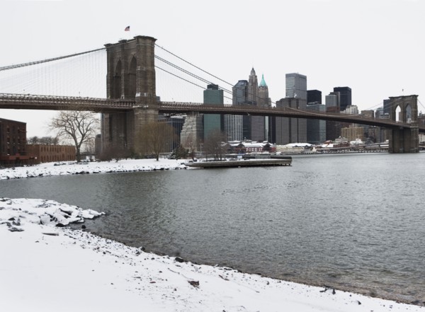 Brooklyn bridge. Photographer: fotog