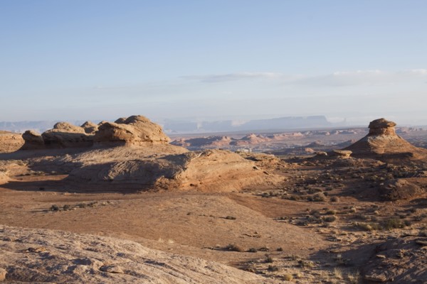 Vermillion cliffs in Arizona desert. Photographe : David Engelhardt