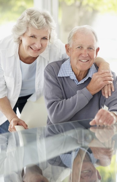 Cheerful senior couple. Photo. momentimages