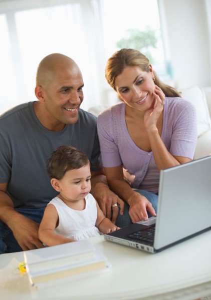 Young family with small girl (12-18 months).