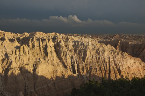USA, South Dakota, Mountains in Badlands National Park.