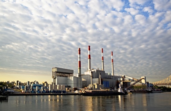 USA, New York State, New York City, Power station. Photo : fotog