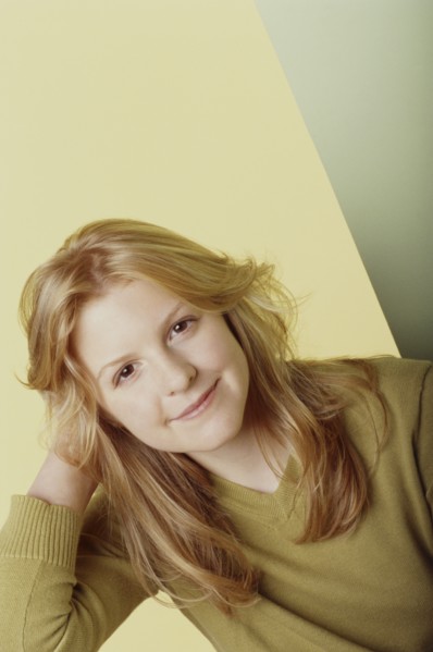 Pretty blond adolescent girl. Photo : Fisher Litwin