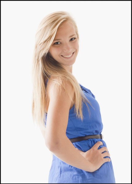 Portrait of young girl (16-17) . Photo : Mike Kemp