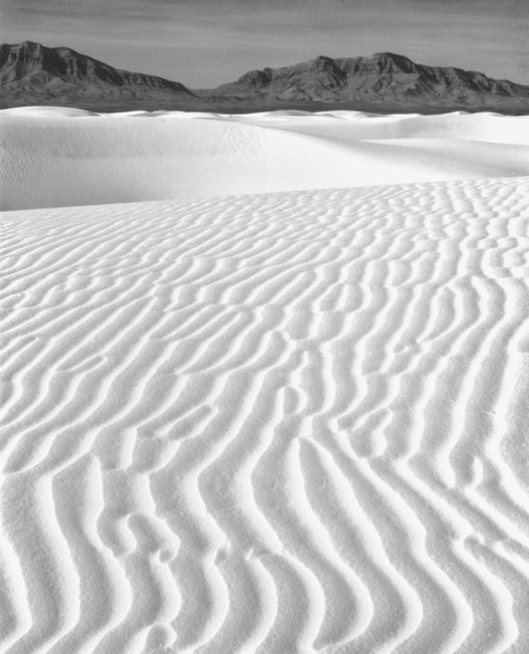 USA, New Mexico, White Sands. Photo : Gary J Weathers