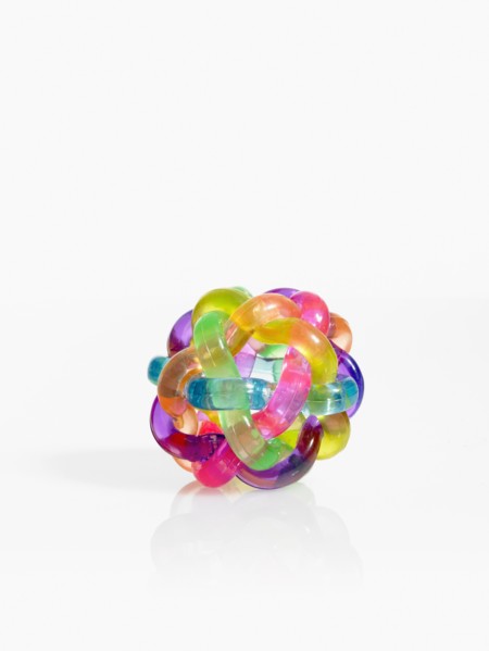 Studio shot of molecular model. Photo : David Arky