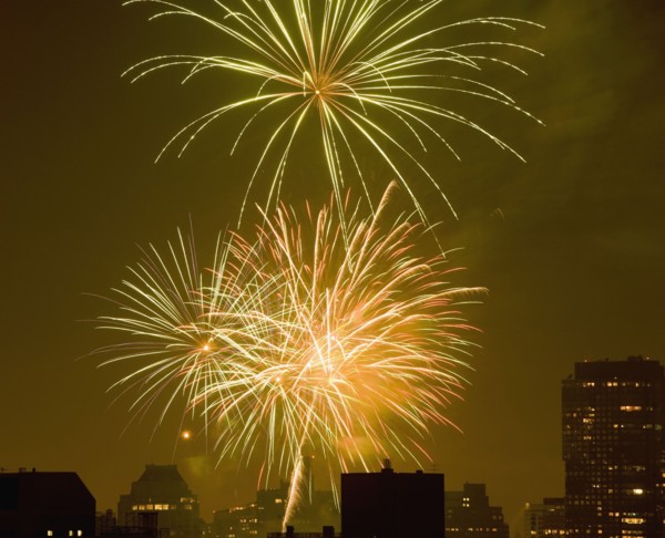 USA, New York State, New York City, Skyline with fireworks display. Photo : fotog