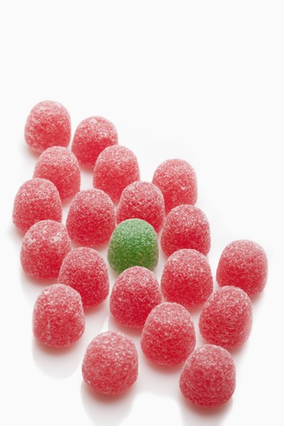 Red jellies and one green. Photo : FBP