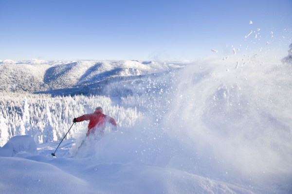 USA, Montana, Whitefish, skier on slope. Photo : Noah Clayton