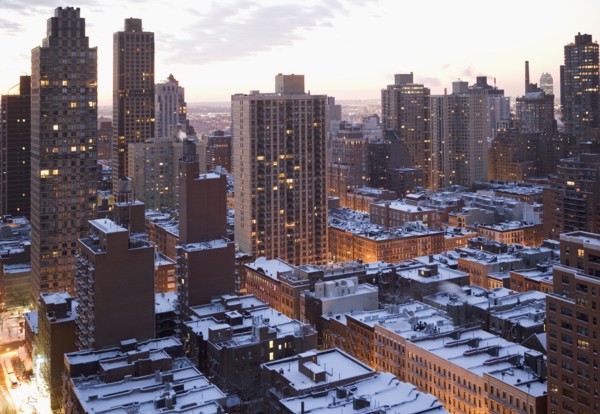 USA, View of New York City covered with snow . Photo : fotog