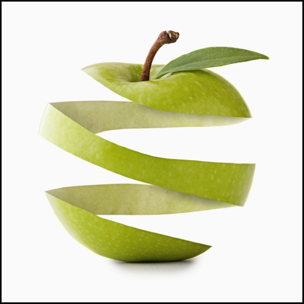 Apple peel in apple shape, studio shot. Photo : Mike Kemp