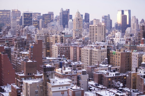 USA, View of New York City covered with snow . Photo : fotog