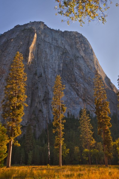 USA, California, Yosemite Valley in autumn. Photo : Gary Weathers