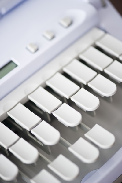 Studio shot of stenograph machine. Photo : Daniel Grill